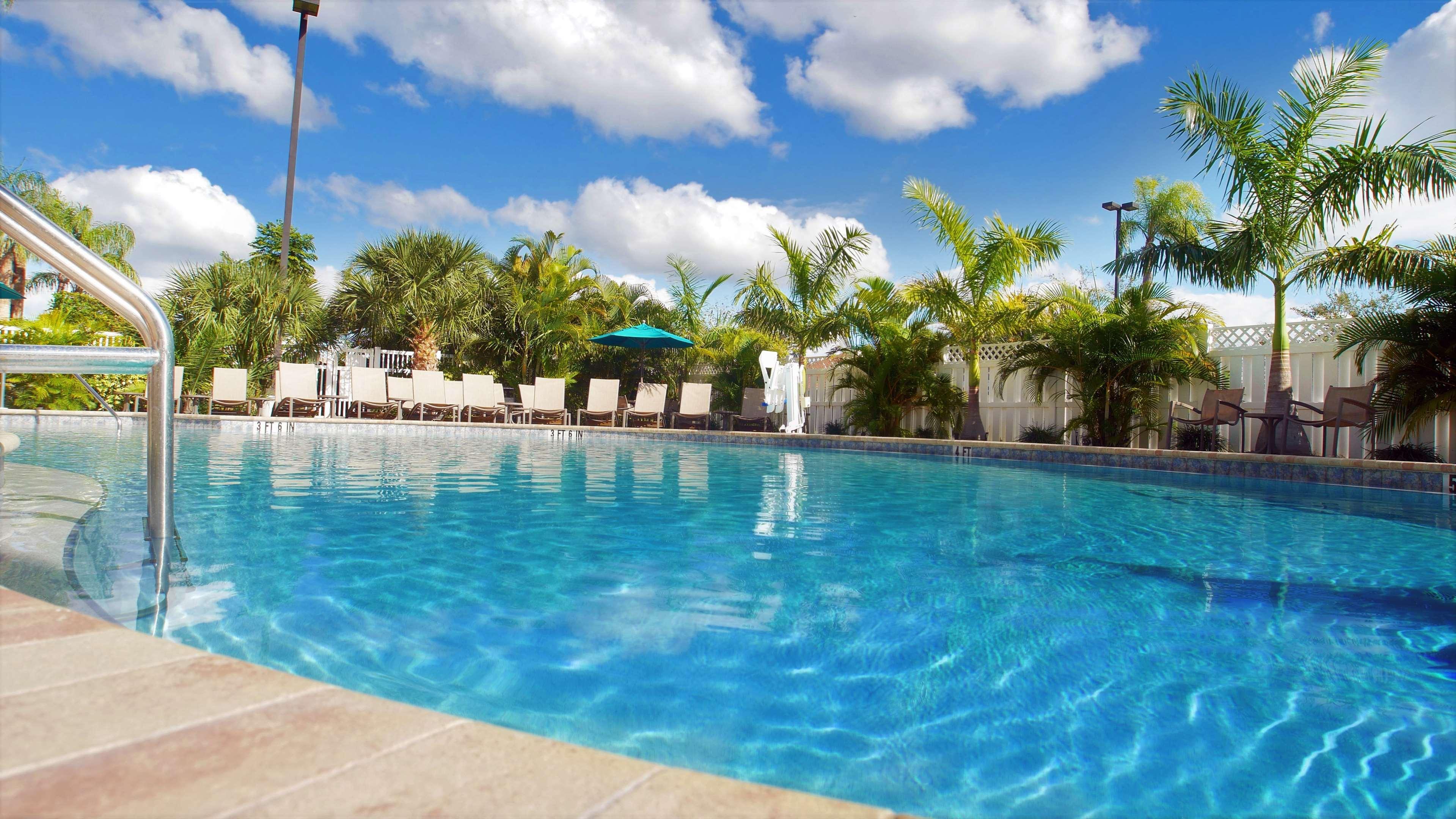 Hotel Spark By Hilton Sarasota Siesta Key Gateway