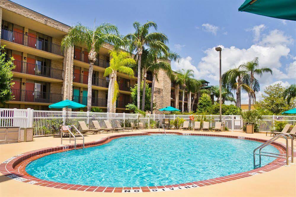 Spark By Hilton Sarasota Siesta Key Gateway 3* Point O'Rocks