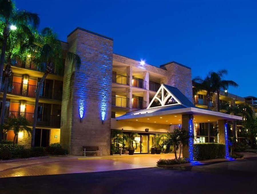 Spark By Hilton Sarasota Siesta Key Gateway Hotel 3*